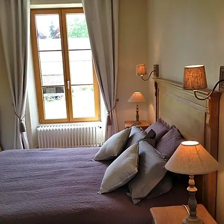 Le Grand Arbre Nocleg ze śniadaniem 3*