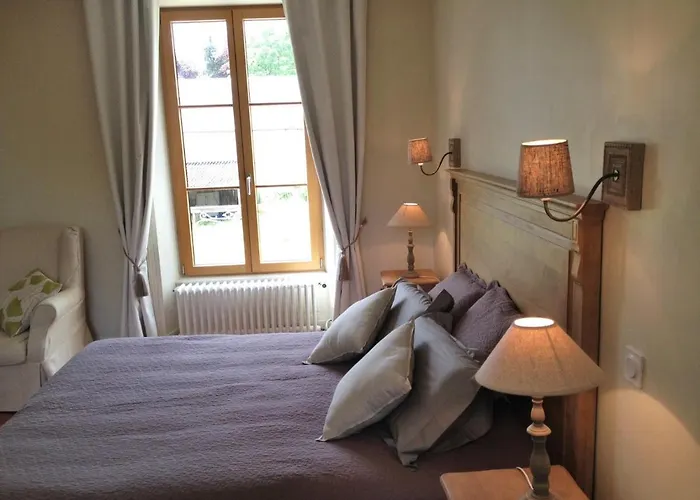 Le Grand Arbre 3* באיו